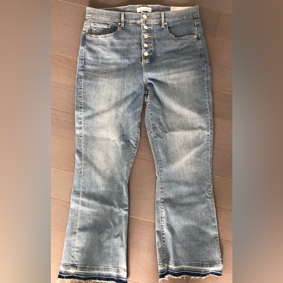 LOFT Denim - New loft button high rise crop jeans